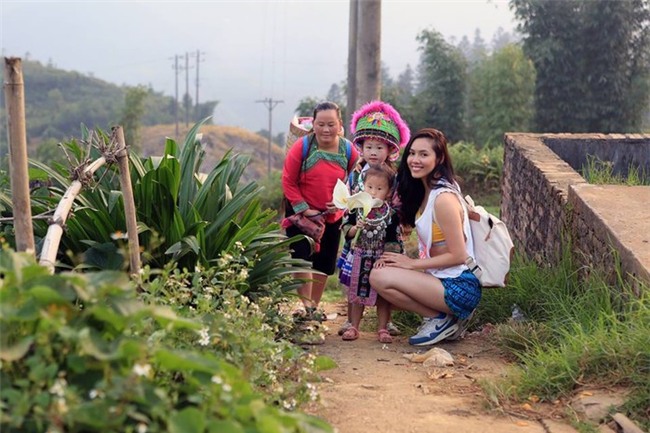 Phản ứng của sao Việt khi thấy nàng Hậu đầu tiên của V-biz đóng cửa Facebook? - Tin sao Viet - Tin tuc sao Viet - Scandal sao Viet - Tin tuc cua Sao - Tin cua Sao