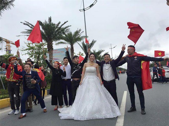 co dau, chu re hoan gio to chuc le cuoi vi ket giua bien nguoi chao don u23 viet nam - 6