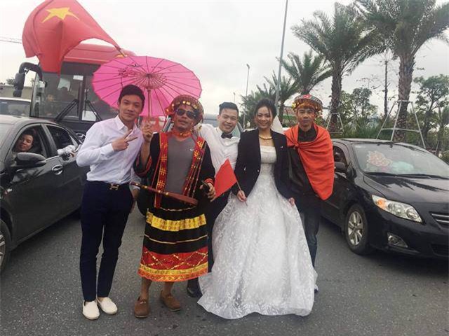 co dau, chu re hoan gio to chuc le cuoi vi ket giua bien nguoi chao don u23 viet nam - 7