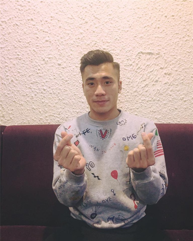 Nhật ký đổi tóc của U23 Việt Nam: Nếu việc đổi tóc nói lên tính cách thì gần như chàng nào cũng chung tình! - Ảnh 23.