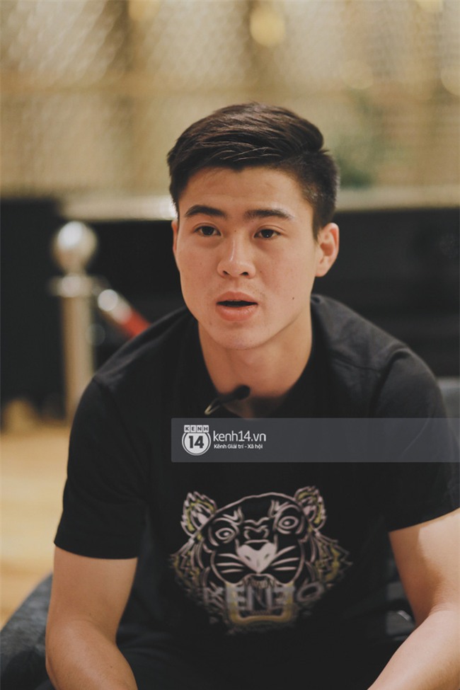 Hot boy Duy Mạnh U23: Trong đội chỉ có mình với Hồng Duy bán hàng online, nhưng thật ra là... đăng hộ bạn gái đấy! - Ảnh 9.