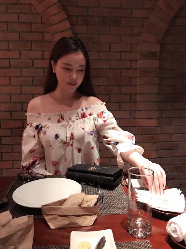 Mới ngày ngào còn đen nhẻm, em gái Mai Phương Thúy giờ đã biến hóa hóa thành cô gái sành điệu và xinh đẹp lắm rồi - Ảnh 10.