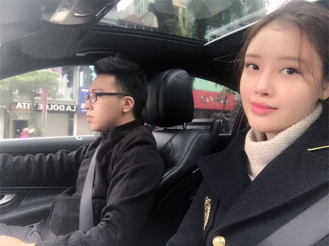 Mới ngày ngào còn đen nhẻm, em gái Mai Phương Thúy giờ đã biến hóa hóa thành cô gái sành điệu và xinh đẹp lắm rồi - Ảnh 24.