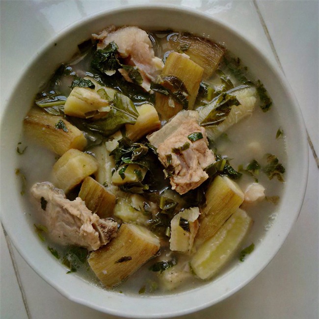 Quê của Hà Đức Chinh không có muối, nhưng có rất nhiều món ăn siêu lạ như thế này - Ảnh 3.