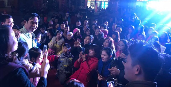 khoc cuoi voi canh di dien tinh cua xuan hinh, son tung va dan sao viet hinh anh 10