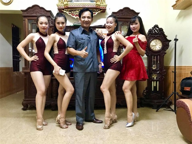 khoc cuoi voi canh di dien tinh cua xuan hinh, son tung va dan sao viet hinh anh 25