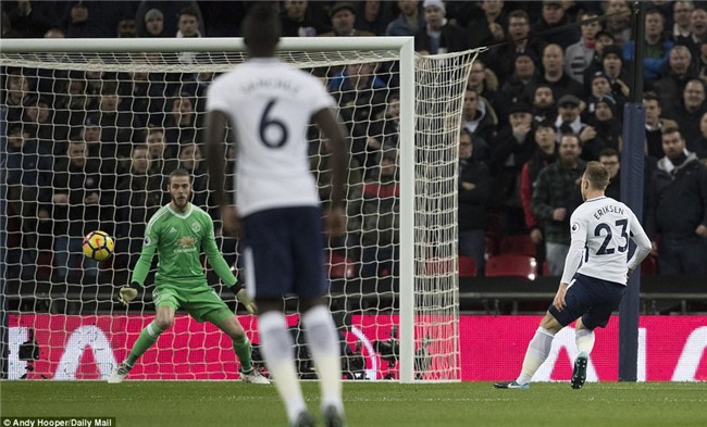 Man Utd thua đau trong ngày ra mắt bom tấn Alexis Sanchez - Ảnh 4.