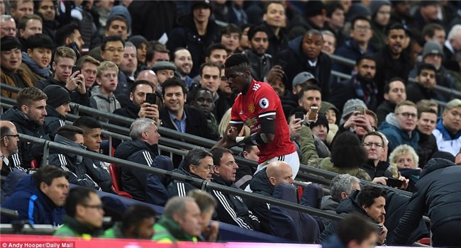 Man Utd thua đau trong ngày ra mắt bom tấn Alexis Sanchez - Ảnh 9.