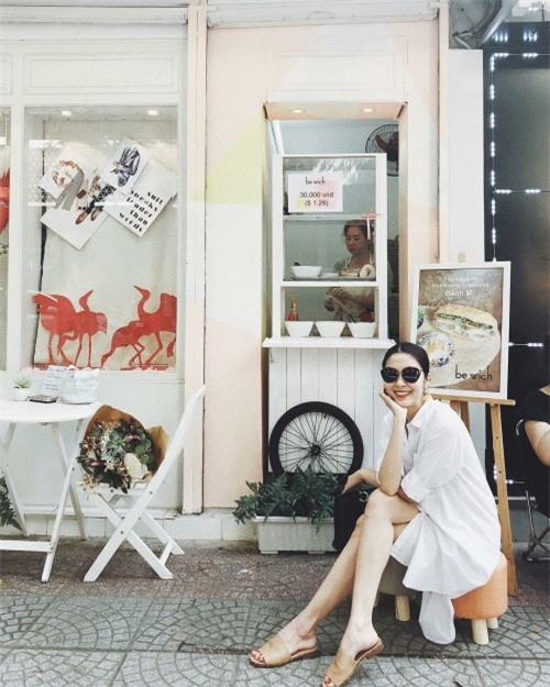 Kim Lý - Hồ Ngọc Hà chiếm bảng street style bởi outfit đẹp xuất sắc-5