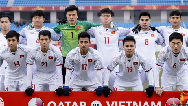 tuong lai cau thu gia bao nhieu? - 1