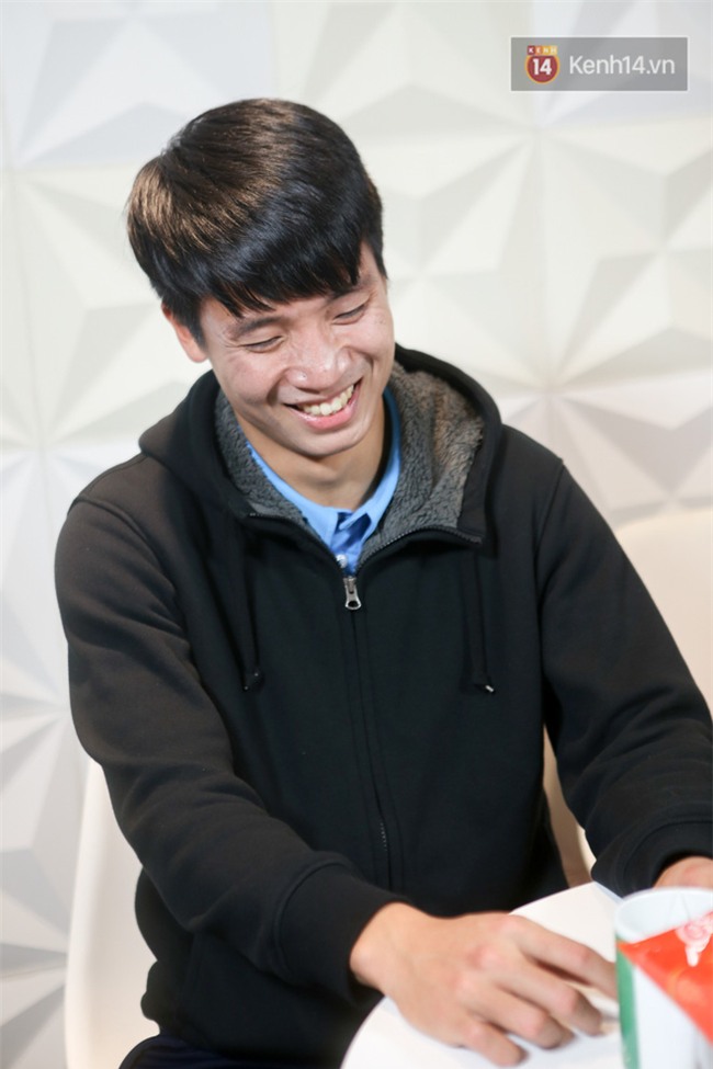 Bùi Tiến Dũng 8 múi chưa có bạn gái, nhưng lại thích nắm tay người khác và biết thả tim cực dễ thương! - Ảnh 7.