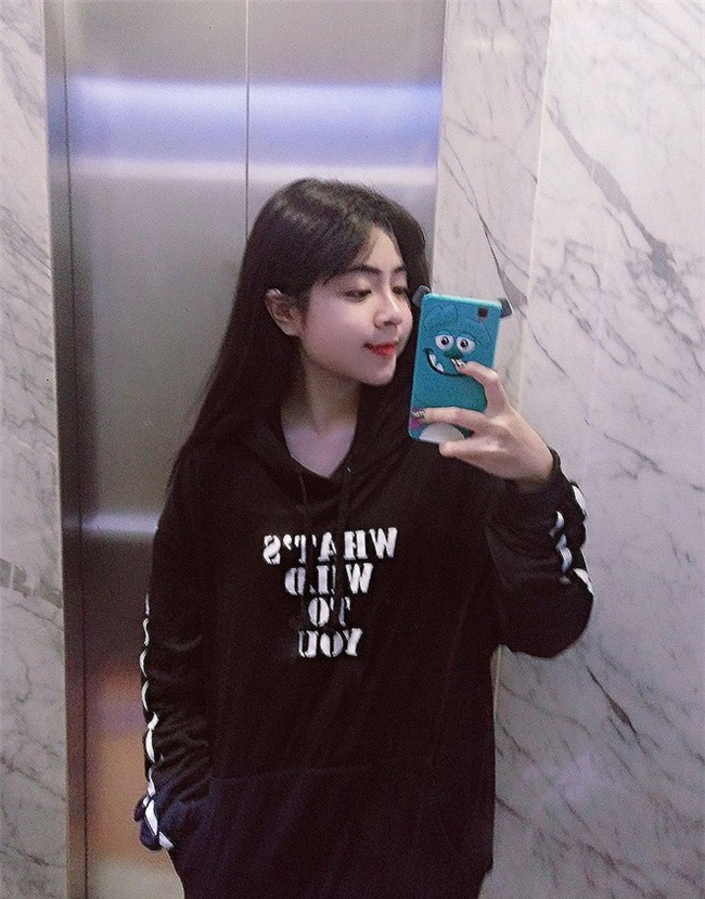 Cận cảnh nhan sắc cô gái bị Phí Ngọc Hưng từ chối tỏ tình ở Vì yêu mà đến - Ảnh 10.