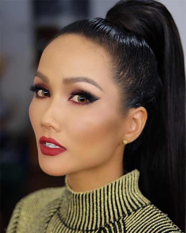 Hoa hậu HHen Niê ơi, cứ tóc ngắn thôi đừng để tóc dài và trang điểm đậm như này nhé! - Ảnh 5.