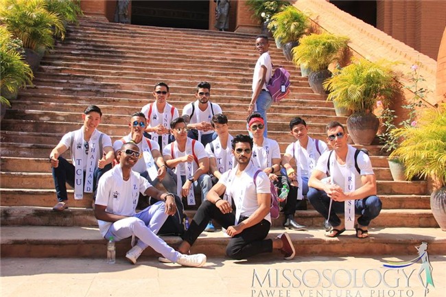 CƯỜI NGẤT: Thi Nam vương nhưng thí sinh Congo tạo dáng chẳng khác gì Hoa hậu Hoàn vũ-7