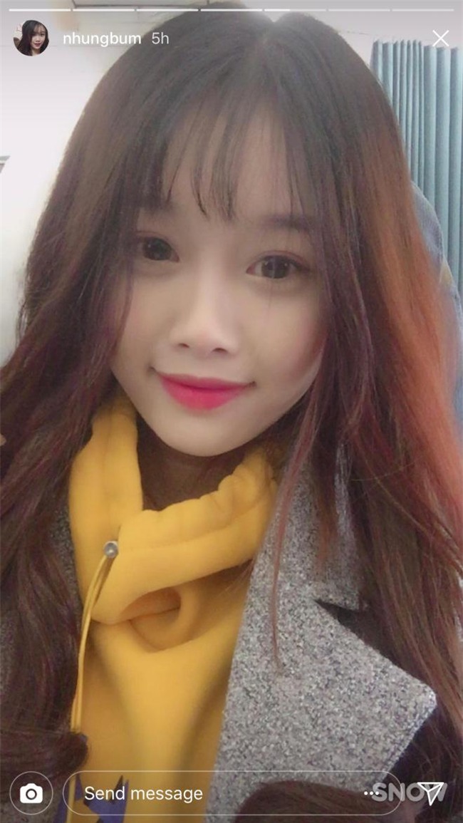 quang hai, van toan dua ban gai vao sai gon truoc buoi giao luu voi nguoi ham mo - 5