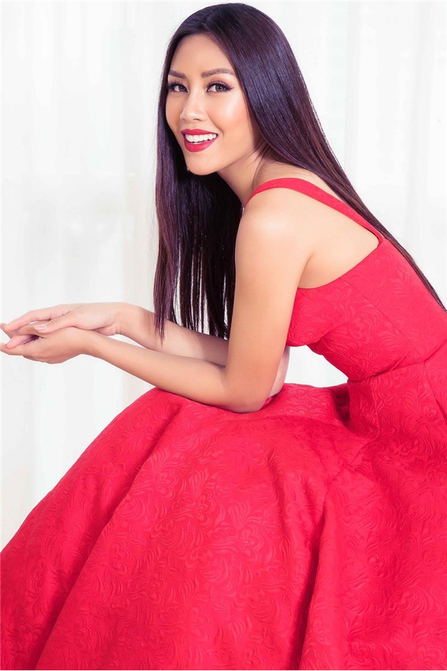 bo anh duoc mong cho nhat cua tan hoa hau h' hen nie va pham huong da xuat hien - 10