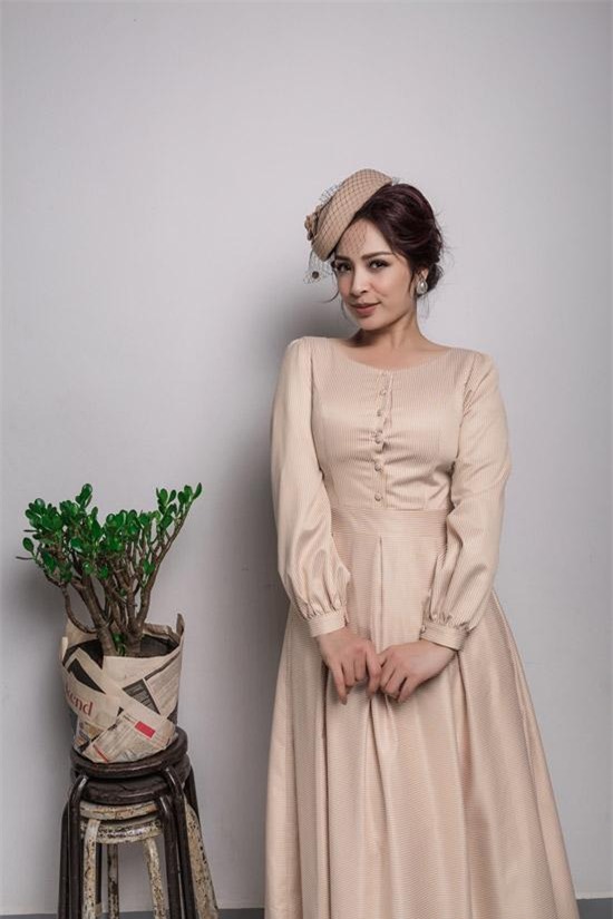 chi em sinh doi thuy hang - thuy hanh dep khong ty vet trong bo hinh don tuoi 40 - 6