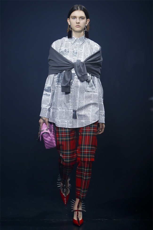 Kỳ Duyên chưng cầu ý dân đôi giày đinh tủa chia chỉa, nếu mua thật thì chắc chẳng ai dám đứng gần - Ảnh 11.