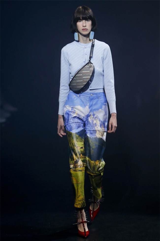 Kỳ Duyên chưng cầu ý dân đôi giày đinh tủa chia chỉa, nếu mua thật thì chắc chẳng ai dám đứng gần - Ảnh 9.