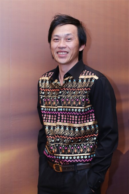 Hoài Linh nói gì khi được thủ môn Tiến Dũng thổ lộ thích xem hài của mình nhất? - Ảnh 2.