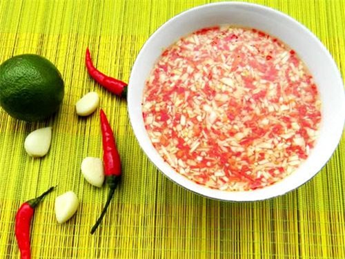 mach chi em 4 cach pha nuoc cham nem ran de tet nay lam cho ca nha thuong thuc - 1