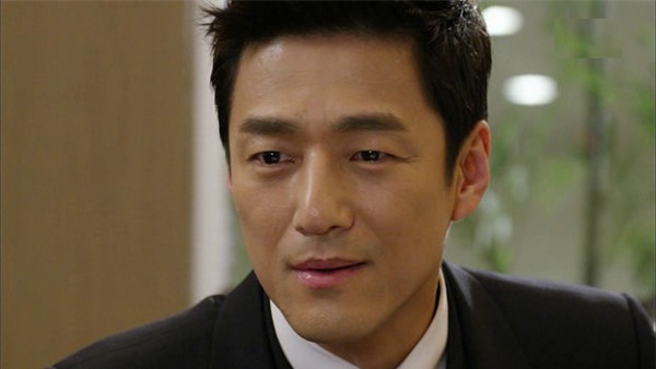 Bước ra khỏi tòa án, tôi cảm thấy mình gần như tay trắng - Ảnh 2.