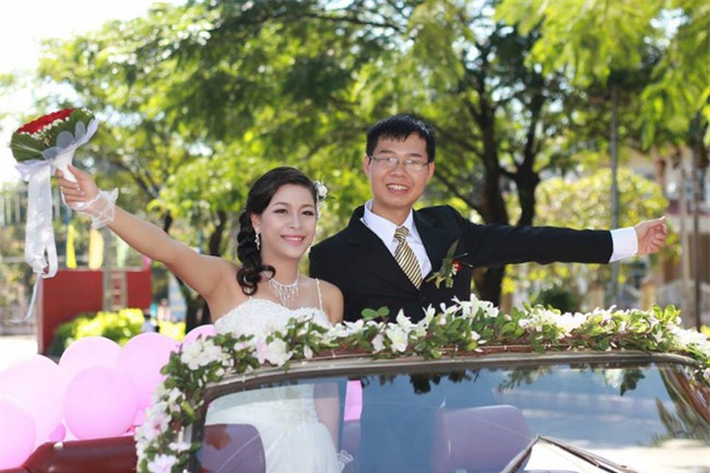 Chuyện tình “em trai mưa” thời hiện đại: khóc ròng khi bị từ chối, lấy về thì chiều vợ hết mực - Ảnh 3.