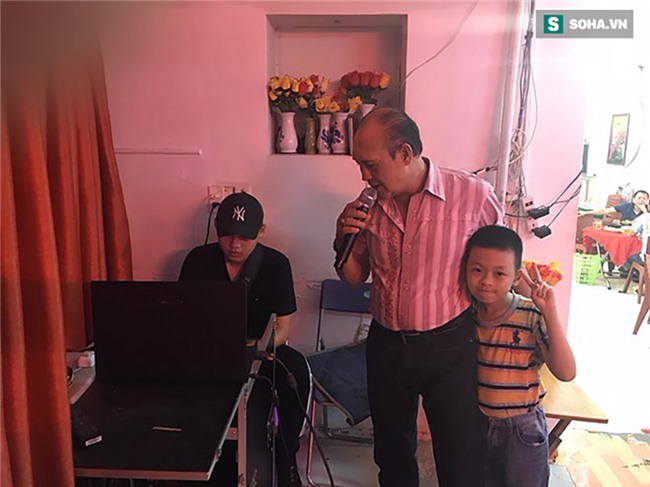 Con trai Duy Phương: Ba bị như bây giờ là do dính một cú nợ cờ bạc quá lớn