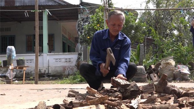 hi huu cu ong sang mat, het cam sau 20 nam bat hanh - 3