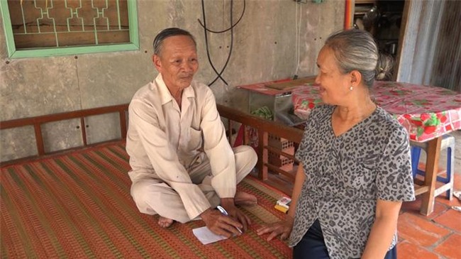 hi huu cu ong sang mat, het cam sau 20 nam bat hanh - 4