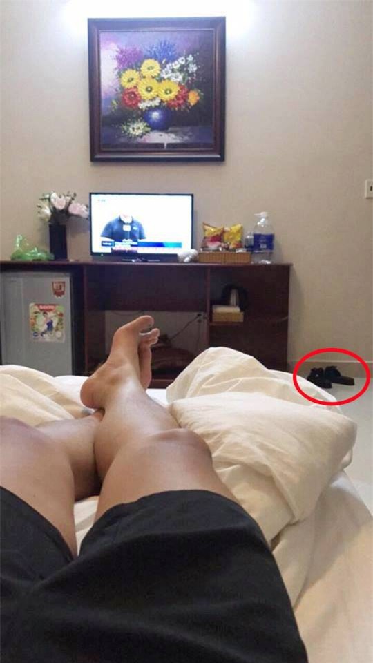 Cho người yêu đi ăn tân gia, cô gái chết lặng khi nhận được ảnh bạn trai chụp gửi về - Ảnh 2.