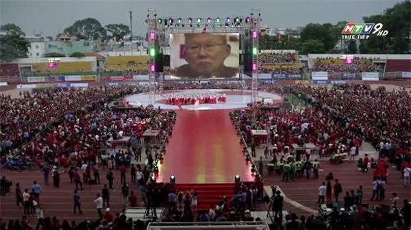 Hari Won tự tin trở thành thông dịch viên của HLV Park Hang-seo - Ảnh 9