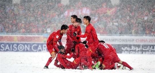 Bài hát về U23 Việt Nam bằng tiếng Nhật gây chấn động thế giới - Ảnh 1.