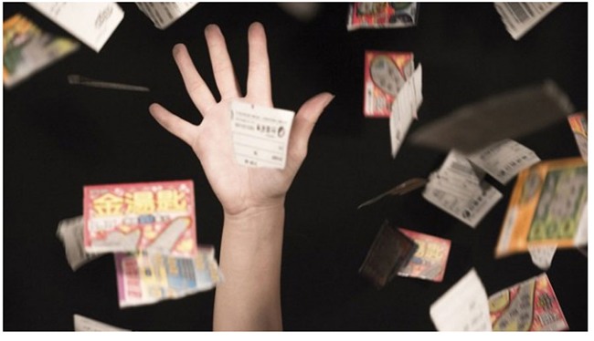 Trúng số độc đắc 23 tỷ, lập tức tai họa đổ xuống đầu