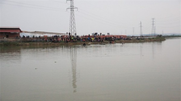 Tang thương gia đình có 4 người chết đuối khi về quê ăn chạp họ