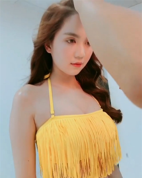 Lâu ngày không chụp hình bikini, Ngọc Trinh bất ngờ tái xuất đầy lợi hại-3