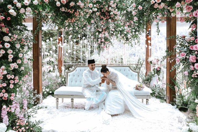 Choáng ngợp trước đám cưới xa hoa và lãng mạn tới nghẹt thở của hai gia đình tài phiệt Malaysia - Ảnh 3.