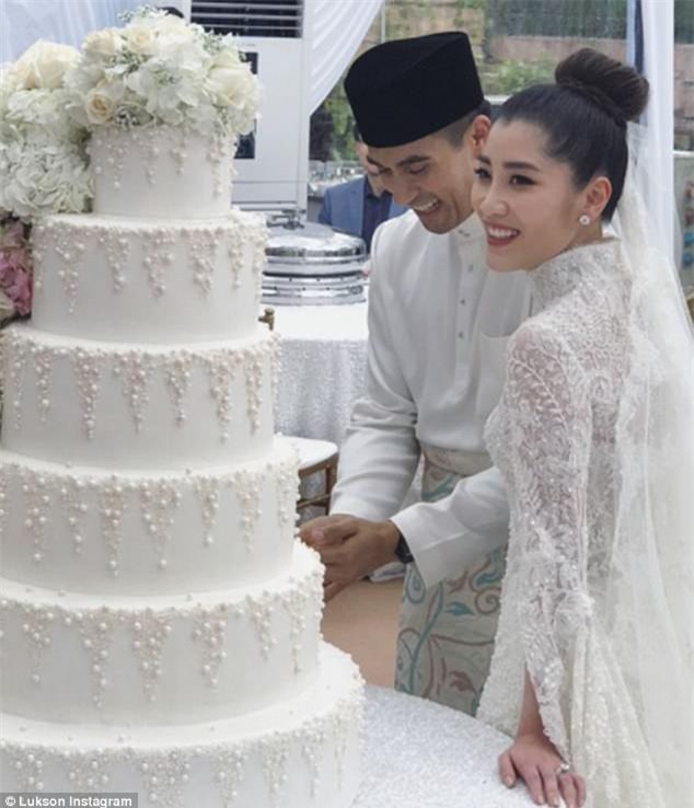 Choáng ngợp trước đám cưới xa hoa và lãng mạn tới nghẹt thở của hai gia đình tài phiệt Malaysia - Ảnh 6.