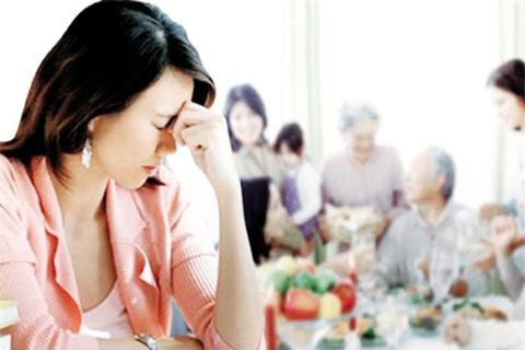 Nàng dâu 4 năm chưa được về Tết mẹ đẻ gây bức xúc