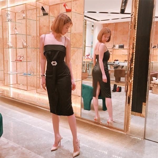 Ngọc Trinh tự làm mình trở nên nhàm chán vì chỉ diện mãi một kiểu đầm?-7