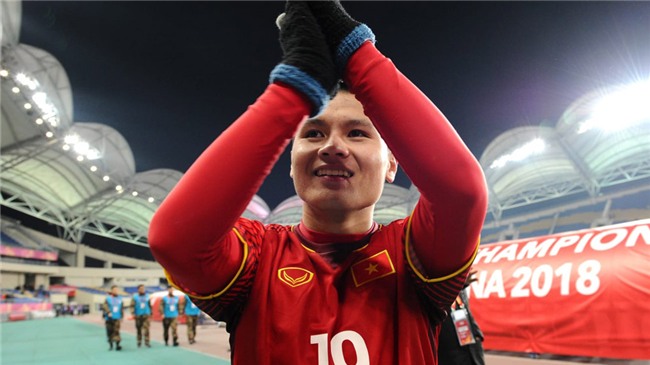 Top 10 cầu thủ Việt sở hữu lượng follow khủng trên Facebook, vượt mặt nhiều sao hạng A giải trí-4