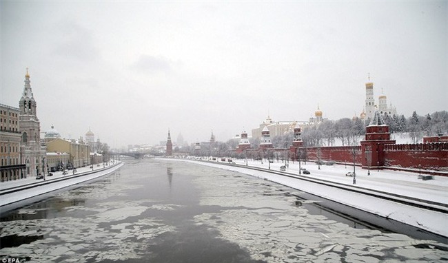 Tuyết rơi phá kỷ lục 100 năm ở Nga: Đã tìm ra nguyên nhân - Ảnh 5.