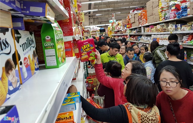 Nguoi Ha Noi tap nap di sam Tet som hinh anh 12