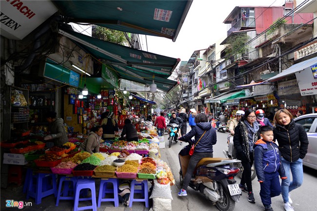 Nguoi Ha Noi tap nap di sam Tet som hinh anh 9