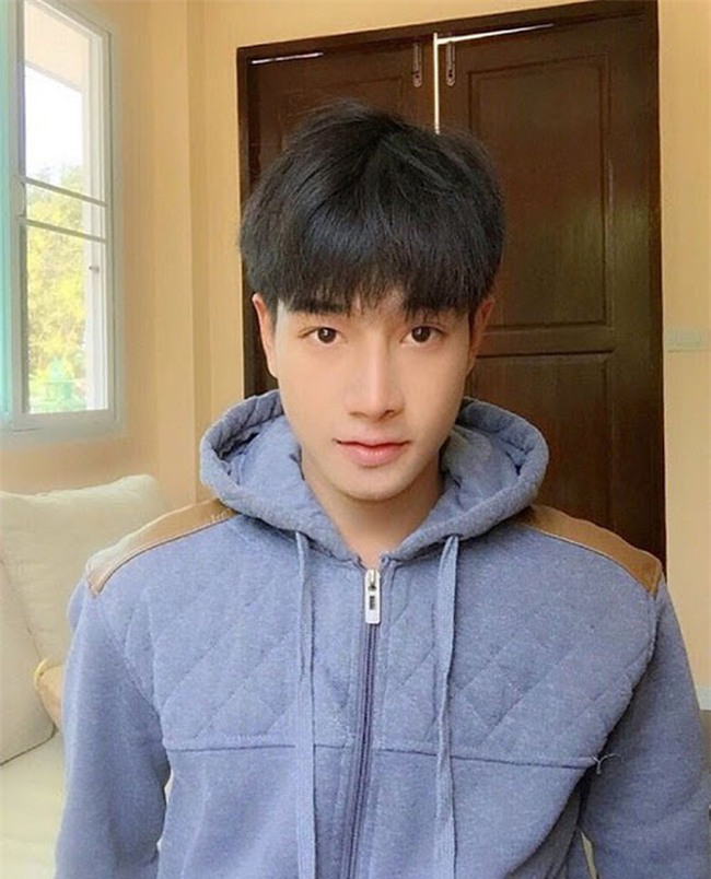 Sở hữu nhan sắc hơn người, kẻ thì buôn thịt lợn còn người lại đi bán cà ri, ai cũng đắt hàng nườm nượp khách - Ảnh 10.