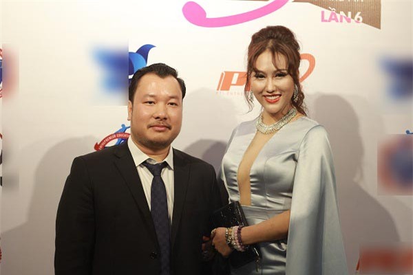 Phi Thanh Vân chia tay bạn trai doanh nhân sau vài tháng hẹn hò-1