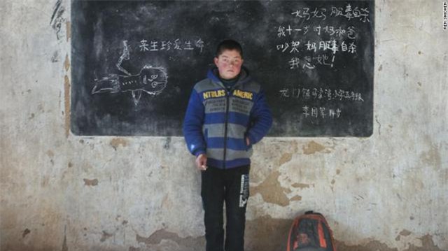 cau chuyen cuoi nam: nhung buc anh xot xa ve 9 trieu dua tre thieu hoi am cha me - 9