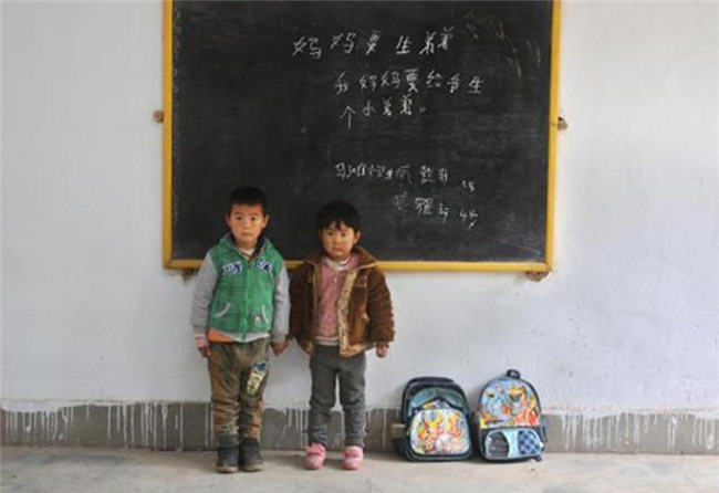 cau chuyen cuoi nam: nhung buc anh xot xa ve 9 trieu dua tre thieu hoi am cha me - 5