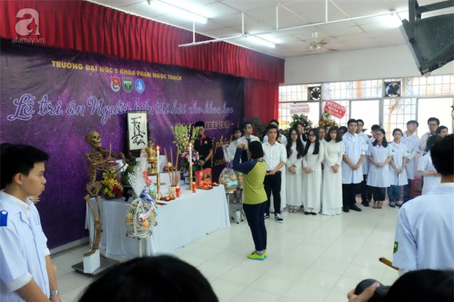 Hiến xác con trai cho y học cha mẹ bị miệng đời vu oan bán con để kiếm tiền - Ảnh 6.