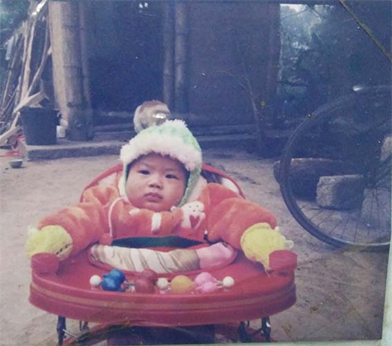 Fan sốt sình sịch vì ảnh thời còn đóng bỉm của đội U23 Việt Nam